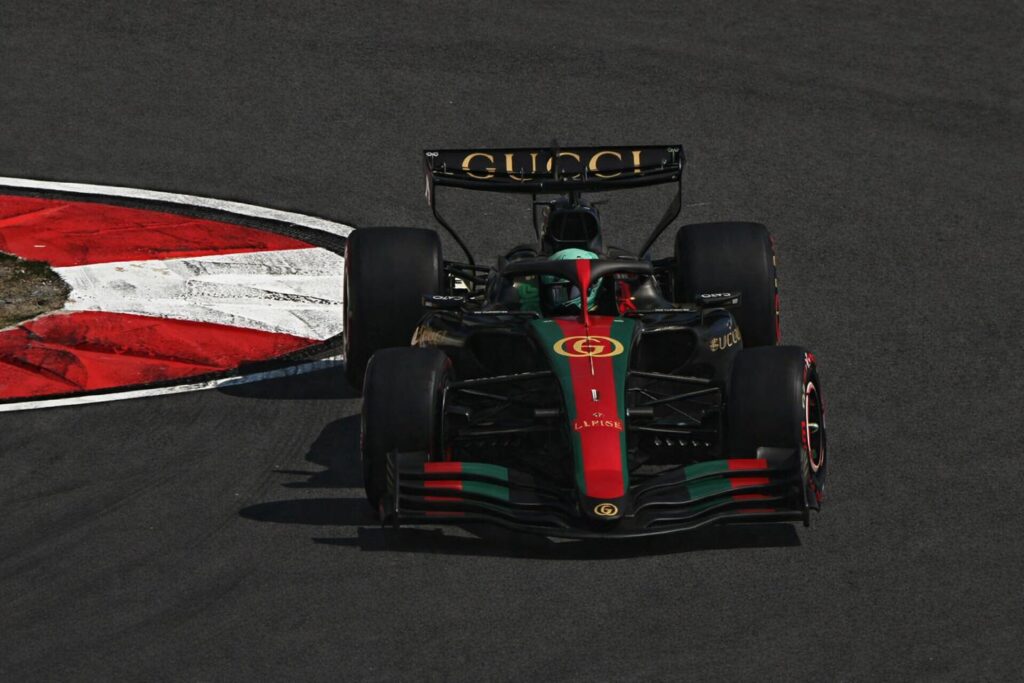 Speculative concept render of a Gucci-liveried Alpine F1 car — unconfirmed, unofficial fan mock-up