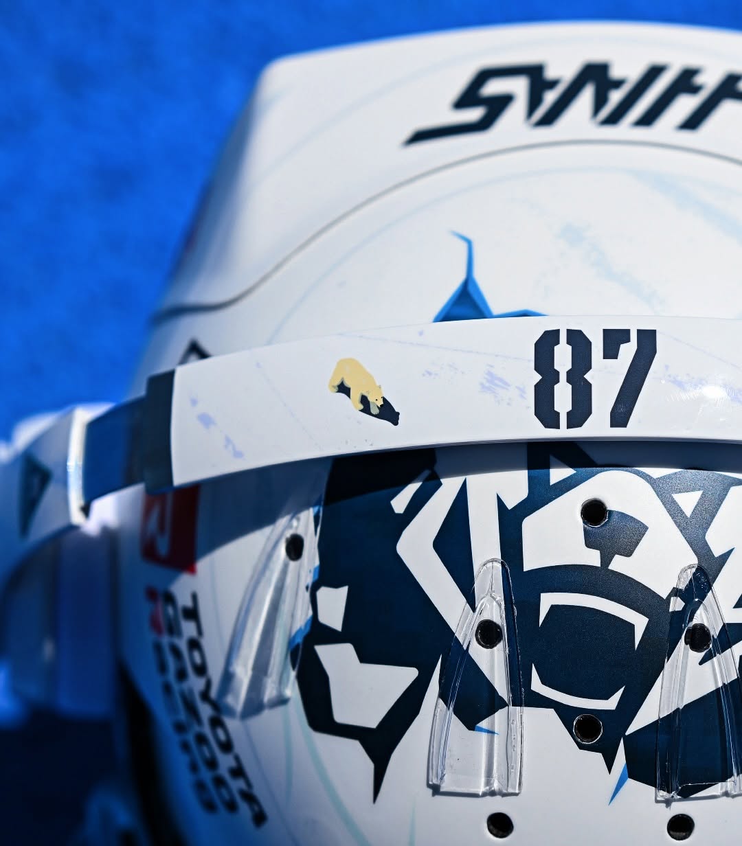 Ollie Bearman Canadian GP 2026 Montreal helmet — Arctic livery personal walkthrough