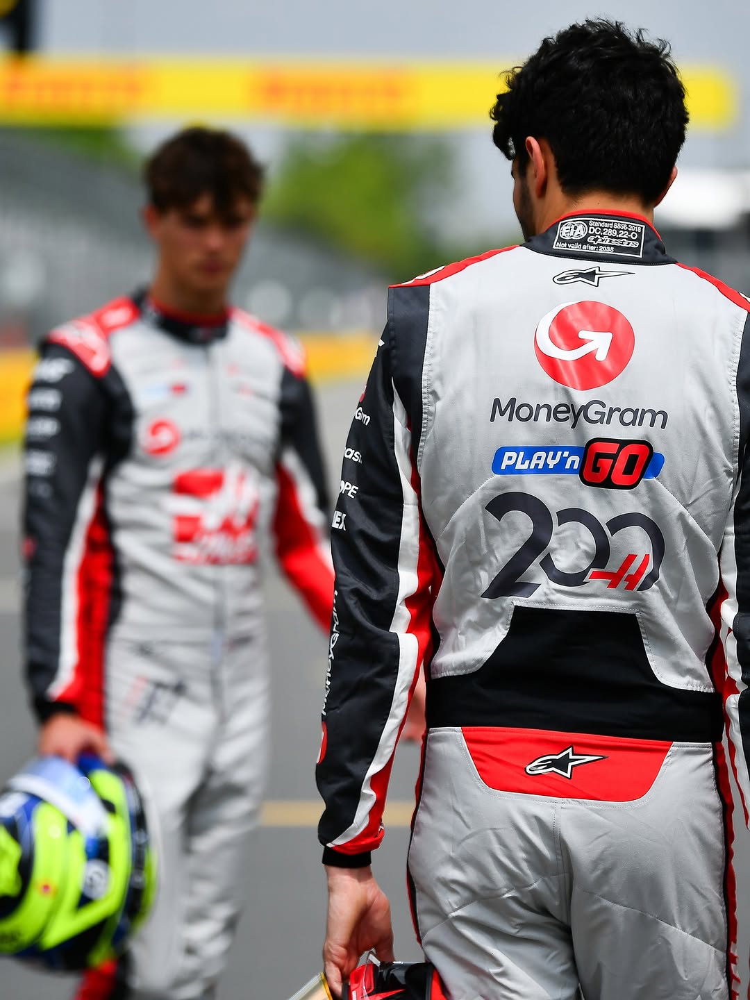 Last year we celebrated our 200th GP in Canada in style, with a special throwback livery and suits to mark the occasion 🍁✍️ 

#HaasF1 #F1