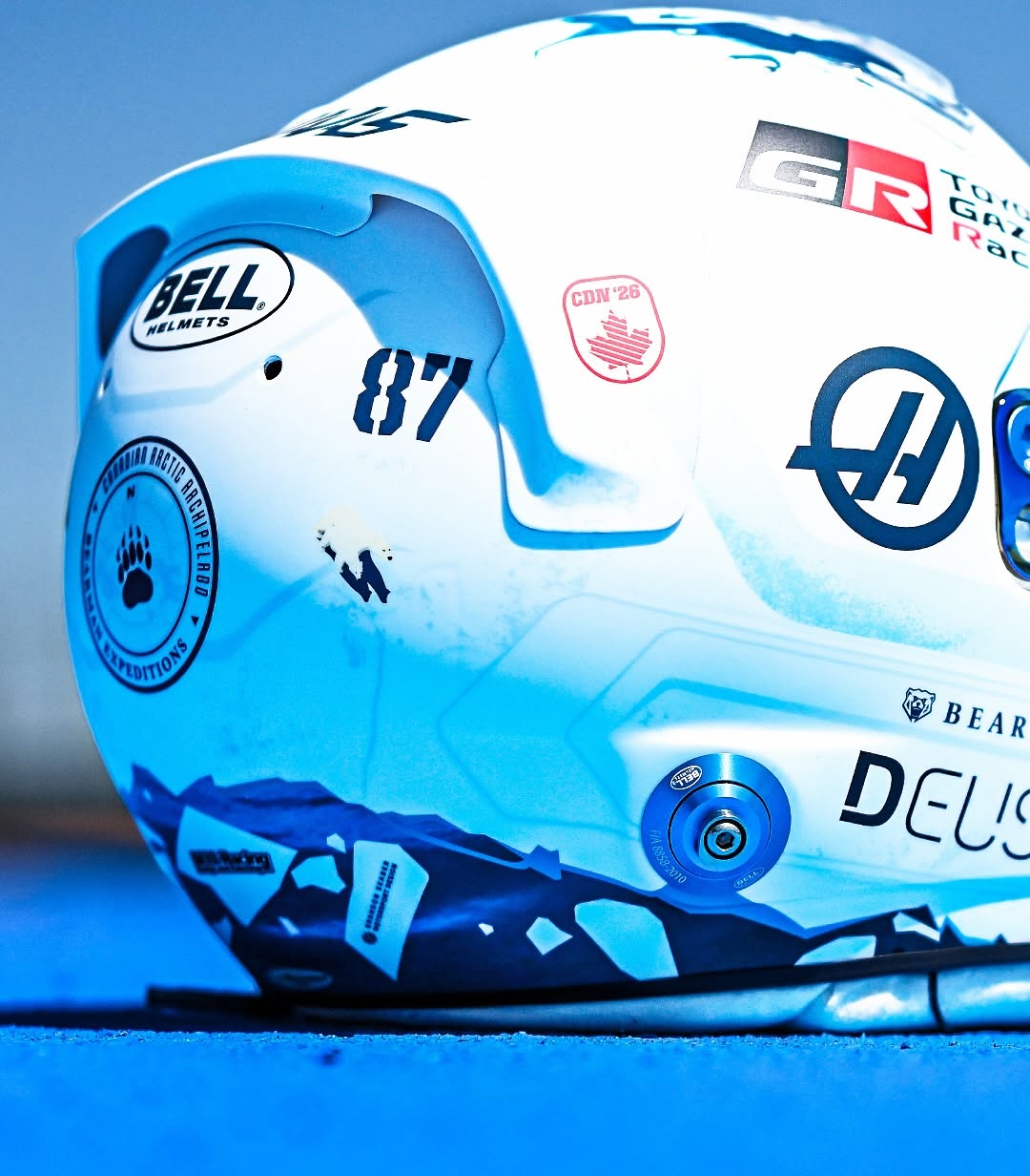 Ollie Bearman Canadian GP 2026 Montreal helmet — Arctic livery personal walkthrough