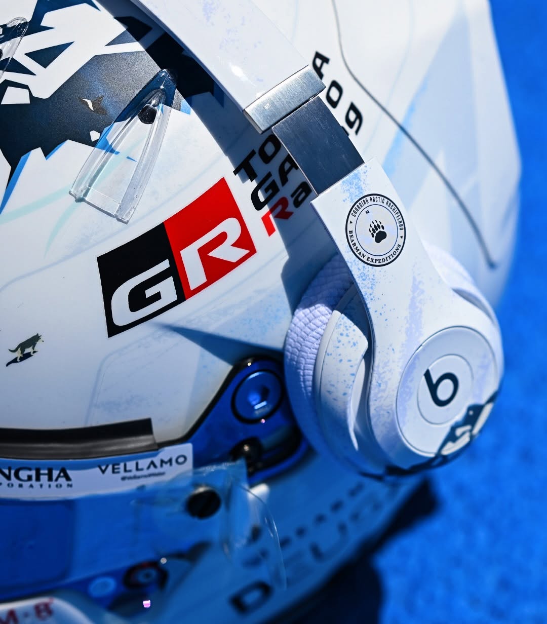 Ollie Bearman Canadian GP 2026 Montreal helmet — Arctic livery personal walkthrough