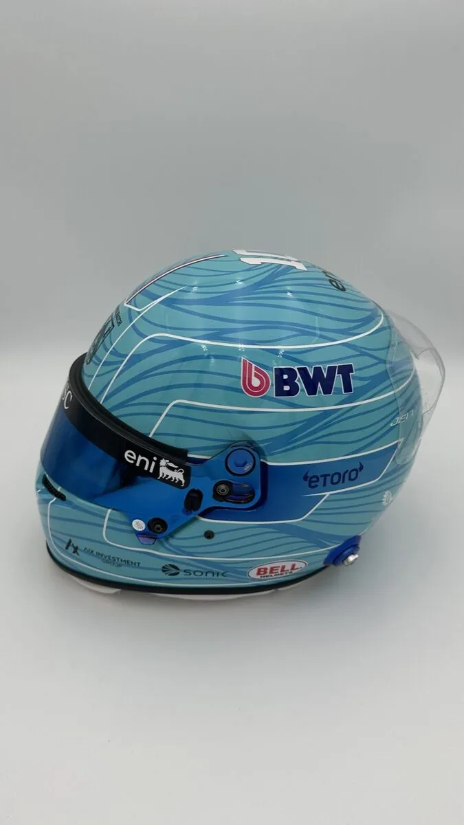 Custom F1 replica display helmet — atelier commission