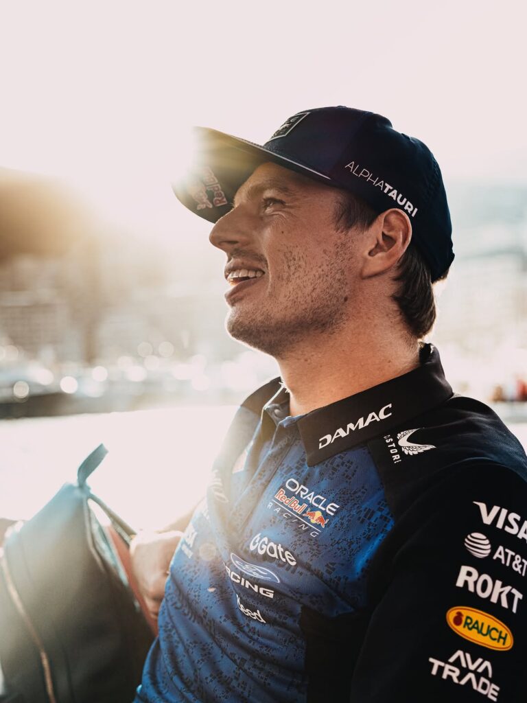 Russell takes pole in contentious end to qualifying after Verstappen crashes | 2026 Austrian Grand Prix qualifying report