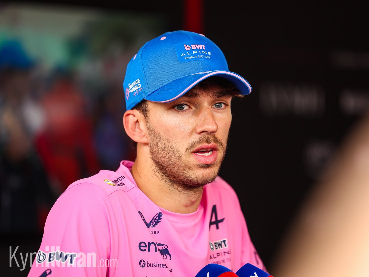 GASLY DEJADO FRUSTRADO

Pierre Gasly cruzó la meta en tercera posición en carrera hoy, pero penalizaciones por exceso de velocidad en
