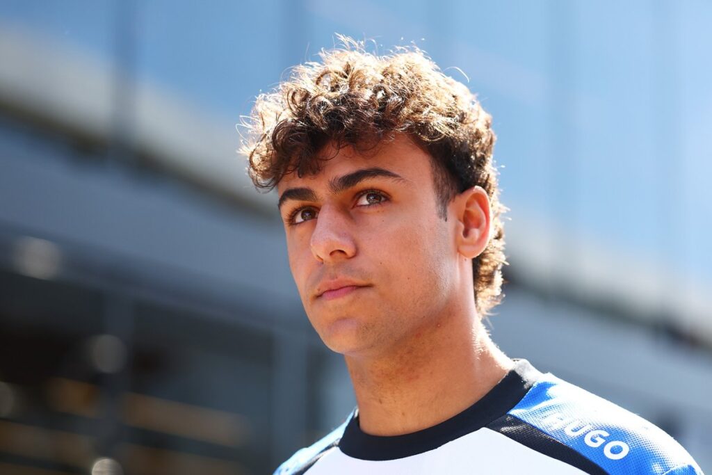 An impressive P9 for Arvid Lindblad and @visacashapprb after he missed most of FP3 while his PU was changed: "I think it