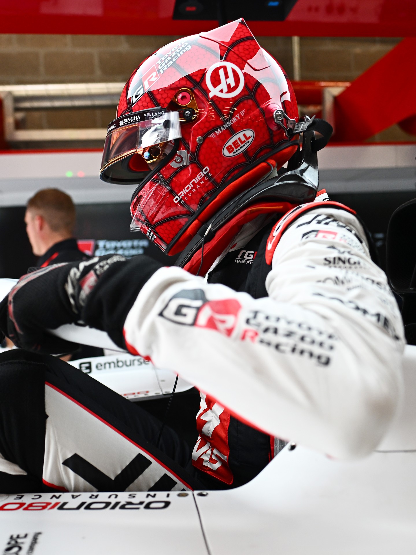 Un casco digno de la pantalla grande 📺🍿 ¡Esteban está luciendo este casco especial Spider-Man para Bélgica y Hungría! 🇧🇪🇭🇺

#HaasF1 #F1 #BelgianGP