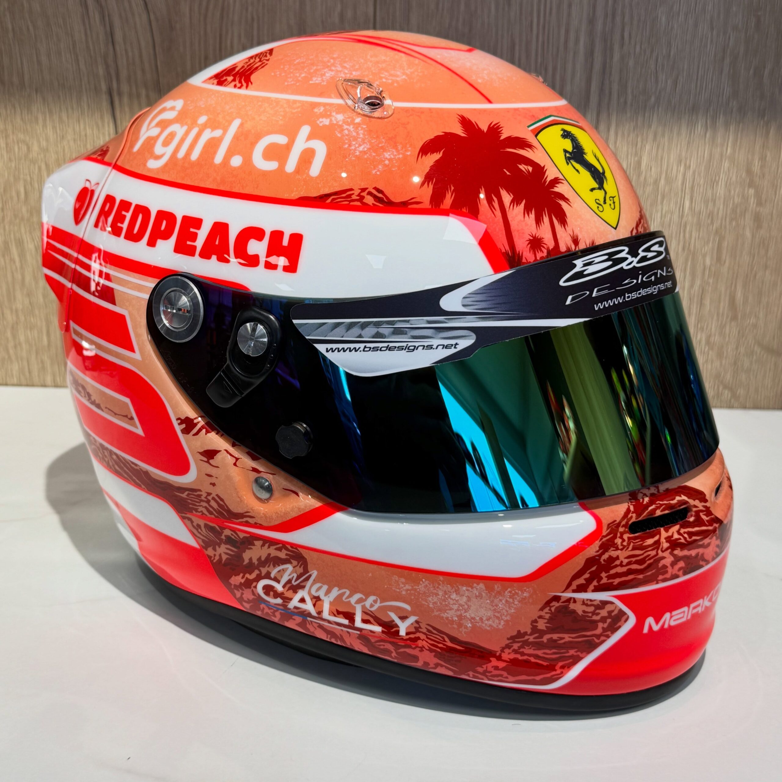 El nuevo casco de Marco Cally, inspiración del casco de Charles Leclerc para Las Vegas, 2025 #casco #pintura #araisk6 #gorila