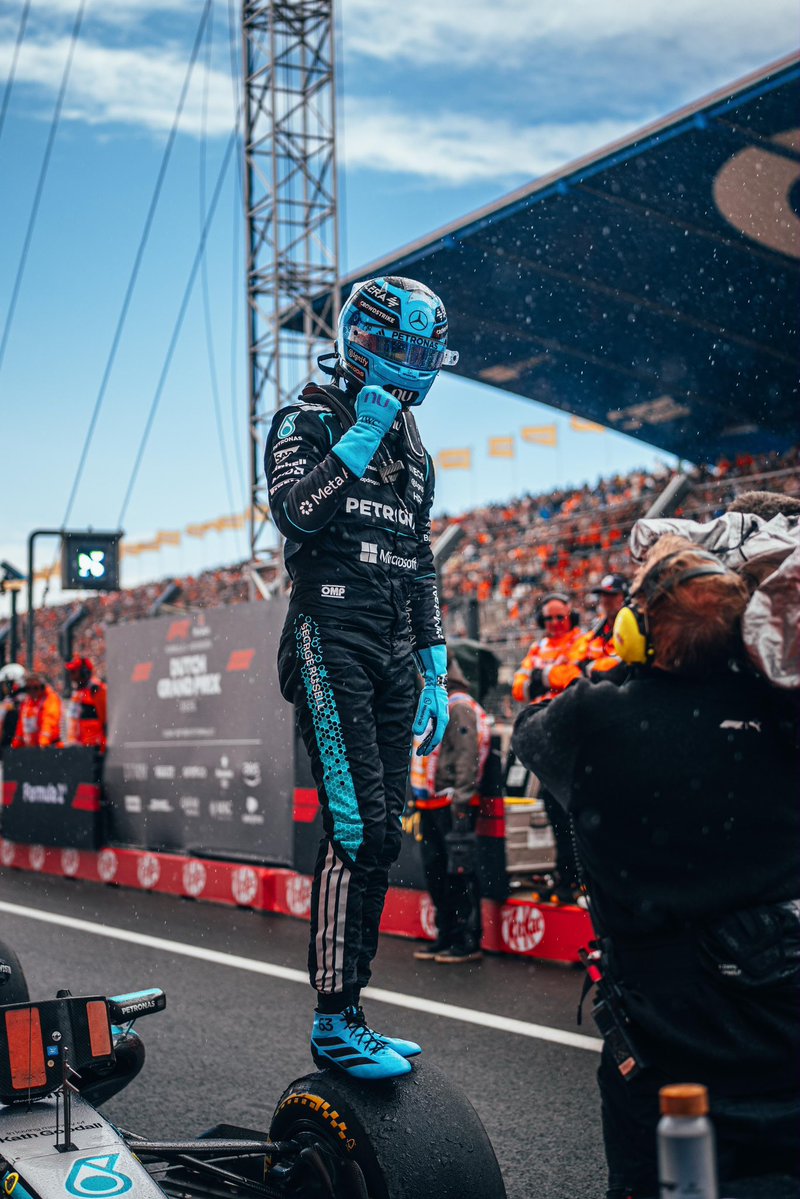 P1 in the Sprint!! 🔥 Strong start to the second half of the season, good job team. Feels good to be back. Let’s keep the