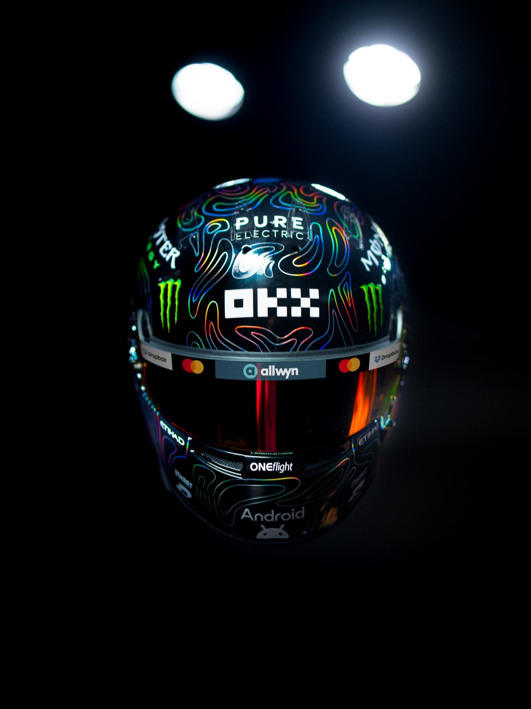 Presentando el casco del GP de Holanda de LN con @alienware ✨

#McLarenF1